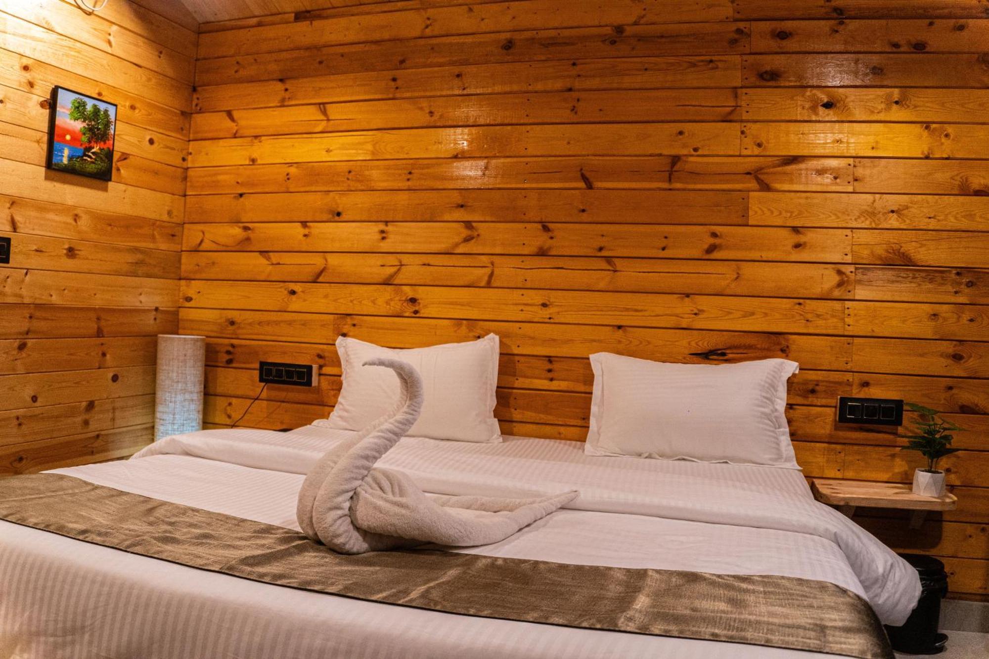 Tranquill Riverside Luxury Cottages With Bathtub, Candolim Dış mekan fotoğraf